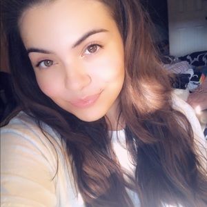 Meet your Posher, Zoë